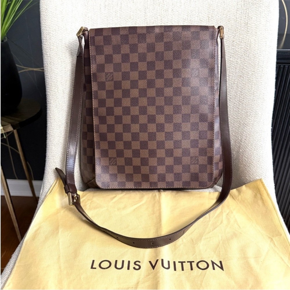 Authentic Louis Vuitton Musette in Damier Ebene shoulder bag brown N51302 - Picture 3 of 16